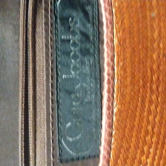 Cora Jacobs collection purse - Picture 4 of 5